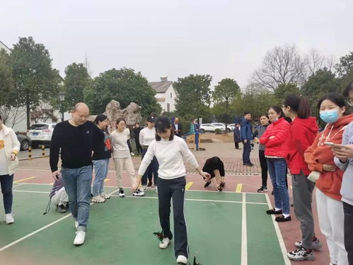 津市市人民医院 绿色山野间舒展巾帼风采，女职工健身活动暖人心